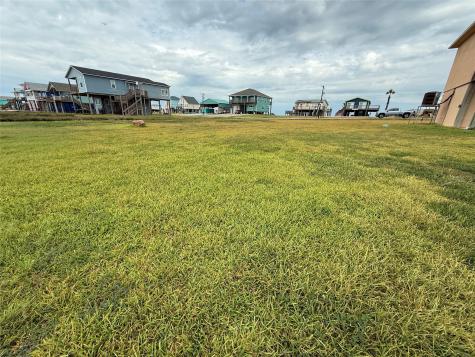2234 Canal Drive Sargent TX 77414