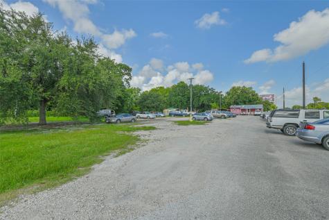 6714 Highway 6 Hitchcock TX 77563