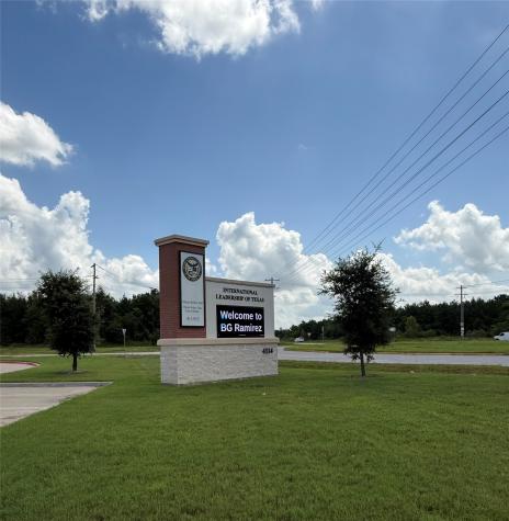1950 Road 5502 Cleveland TX 77327