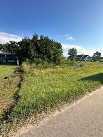 642 County Road 5015 Cleveland TX 77327