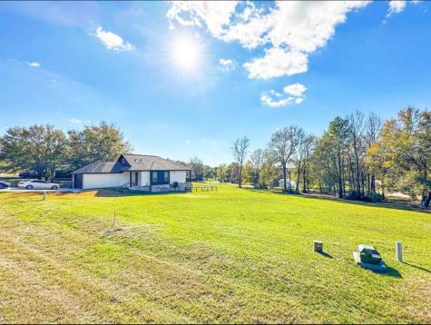 4 Lakecrest Lane Huntsville TX 77340