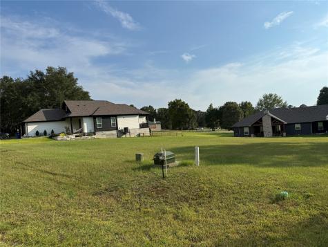 4 Lakecrest Lane Huntsville TX 77340