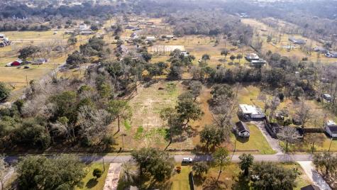 4813 S Elm Avenue Santa Fe TX 77517