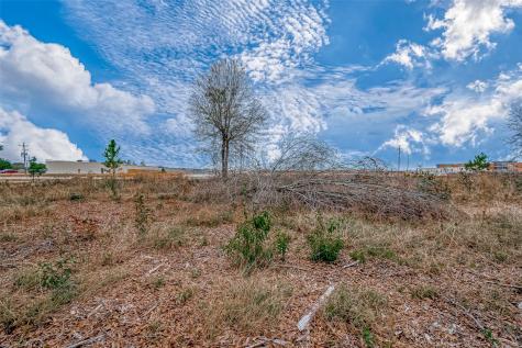 639 Road 5101 Cleveland TX 77327