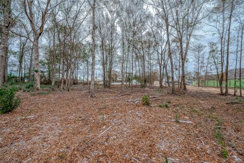 639 Road 5101 Cleveland TX 77327