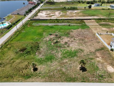 2449 103rd Street Galveston TX 77554