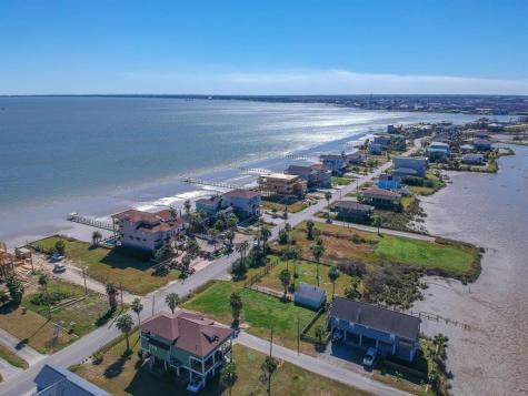1818 - 1820 Todville Road Seabrook TX 77586