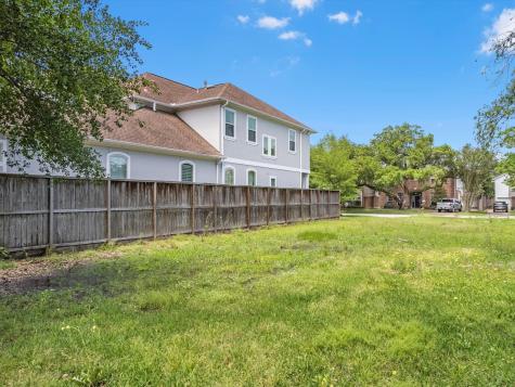 4921 Chestnut Street Bellaire TX 77401
