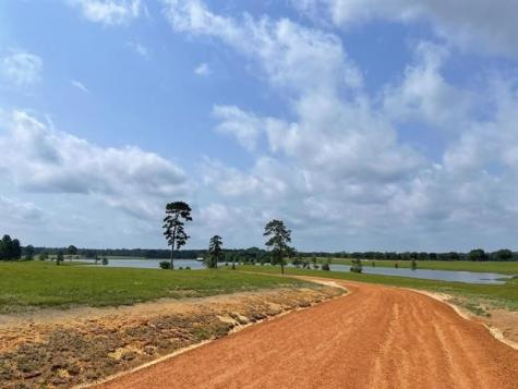 Tbd Lakeland Loop Lot 84 Hillister TX 77624