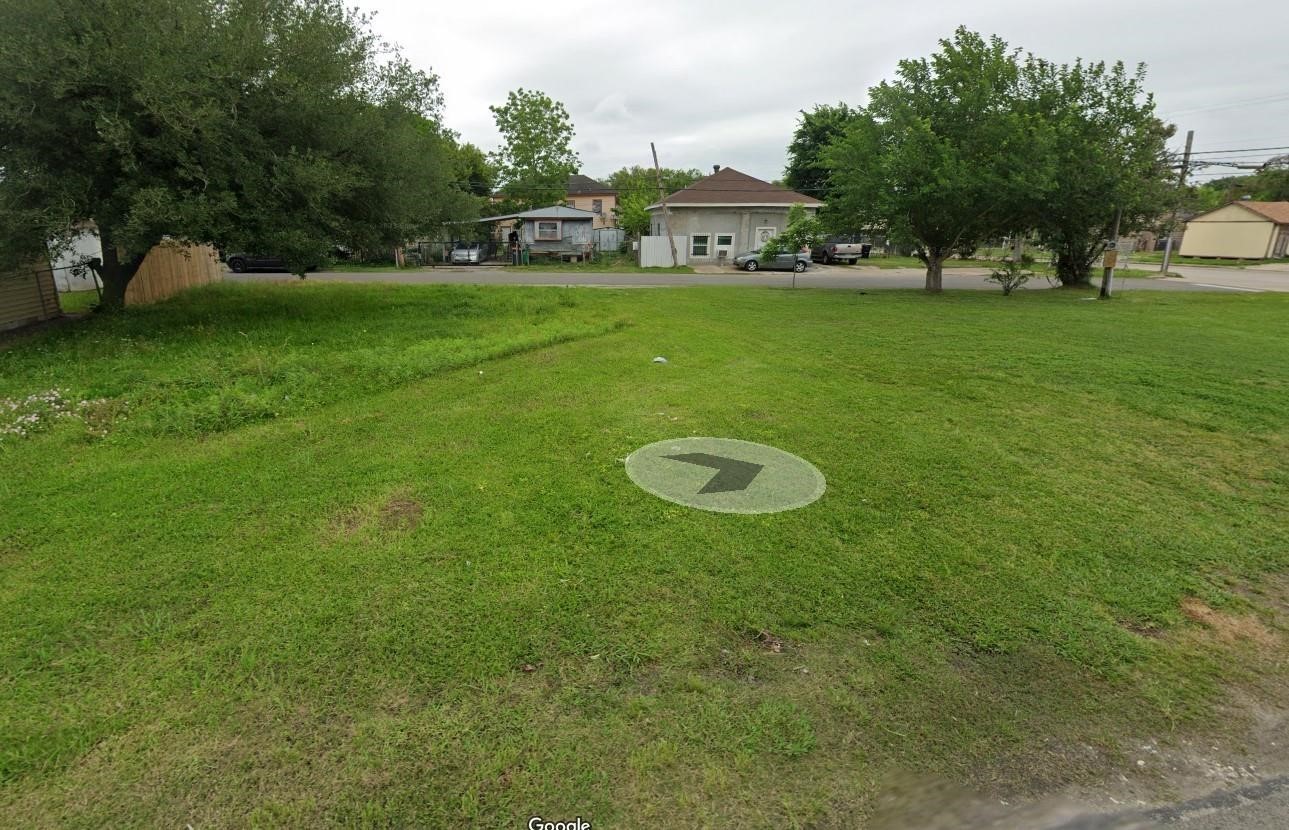 408 Miriam Street Baytown TX 77520