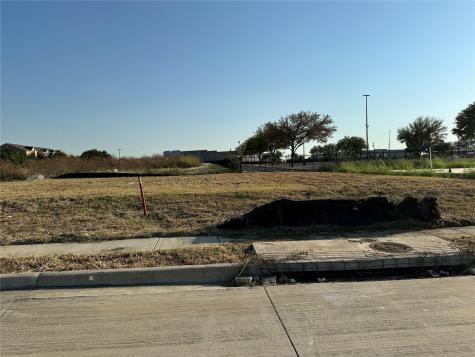 1227 Alisa Lane Arlington TX 76014