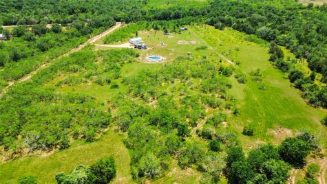 6289 Maynard Hallmark Road Waelder TX 78959