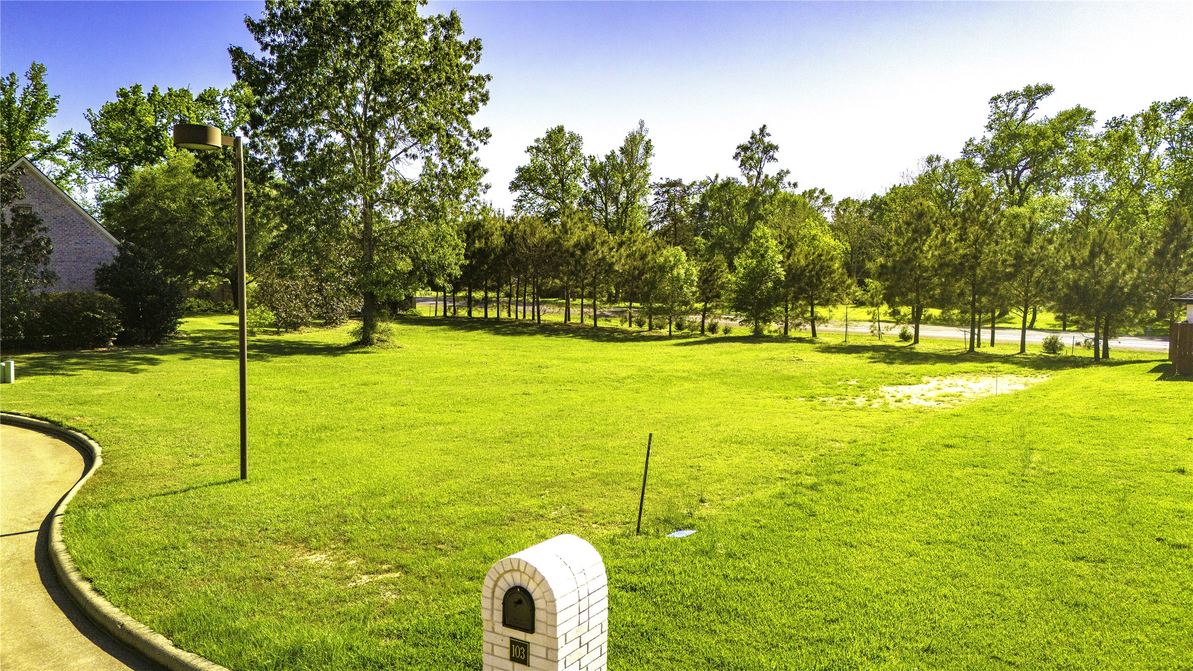 Tbd Hawthorn Circle Livingston TX 77351