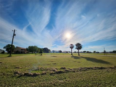 000 Mollnar Drive Palacios TX 77465