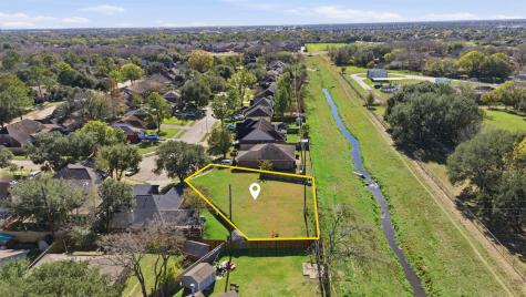 7702 Londres Drive Houston TX 77083