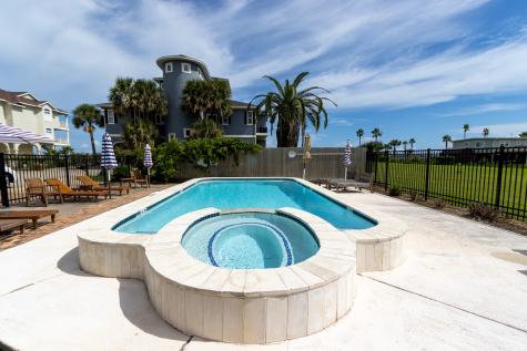 1014 Lillian Lane Galveston TX 77554