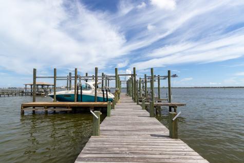 1014 Lillian Lane Galveston TX 77554