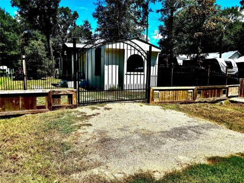 298 Cloverdale Street Livingston TX 77351