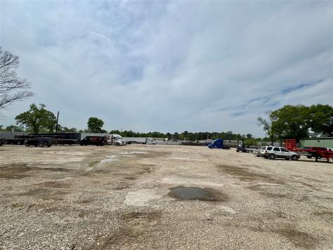 10927 Woodedge Drive Houston TX 77070
