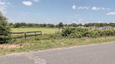 24659 Richards Road Hempstead TX 77445