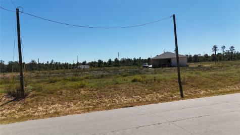 758 Road 591501 Cleveland TX 77327