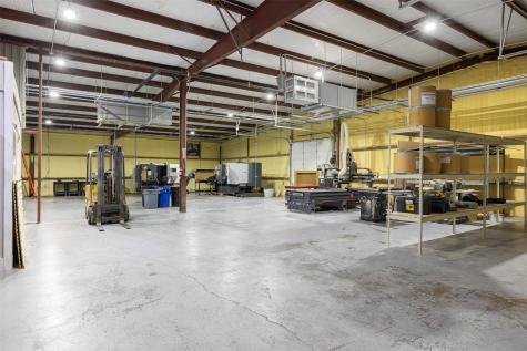 406 N N Gray Street Caldwell TX 77836