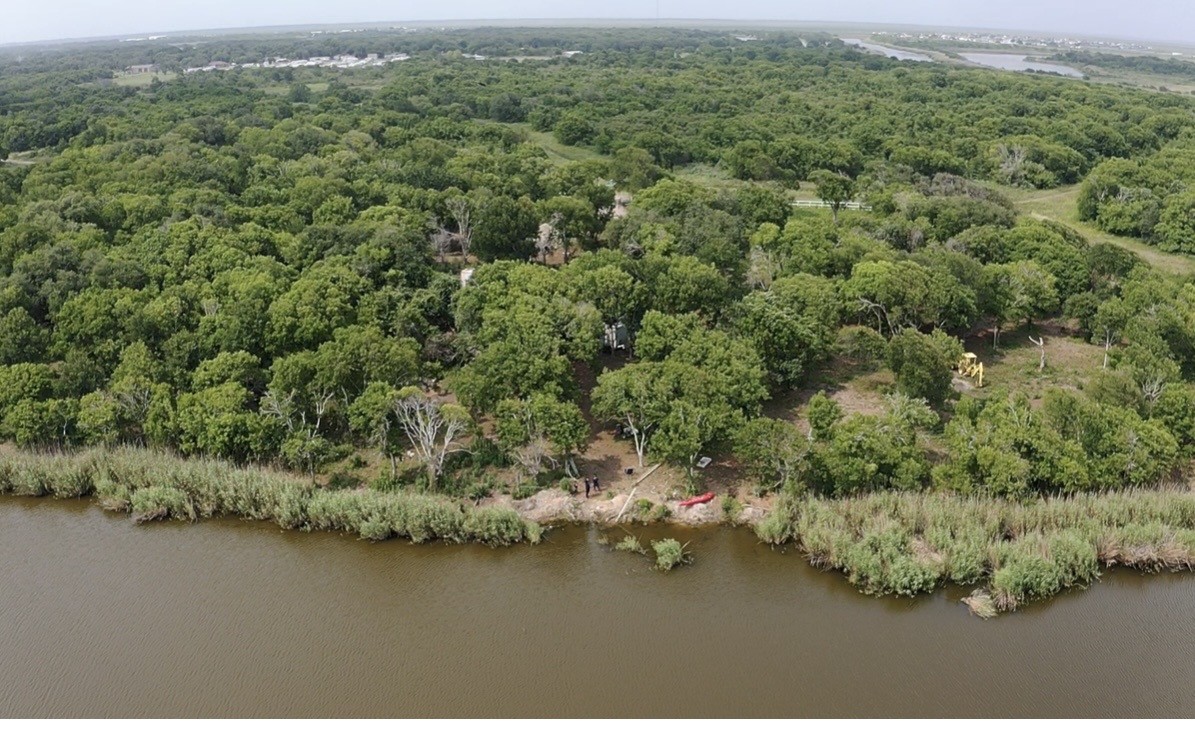 2225 Johnson Drive Oyster Creek TX 77541