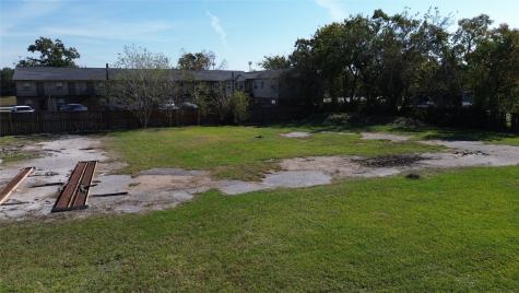 1500 N Alexander Drive Baytown TX 77520