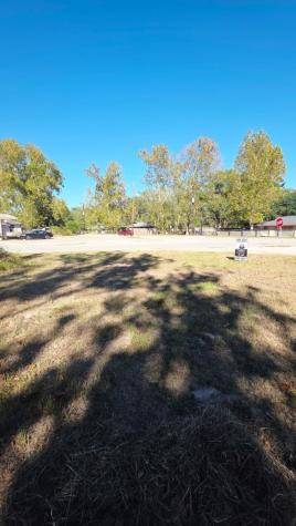 16910 Main Street Splendora TX 77372