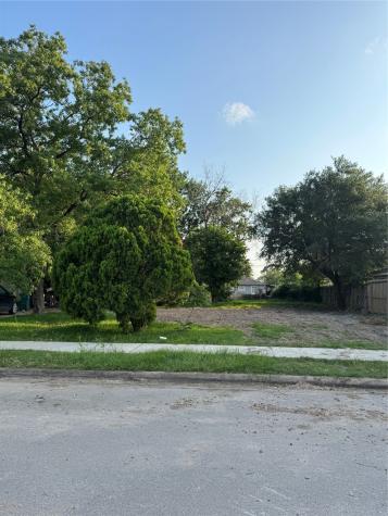 1612 Red Bluff Court Pasadena TX 77506