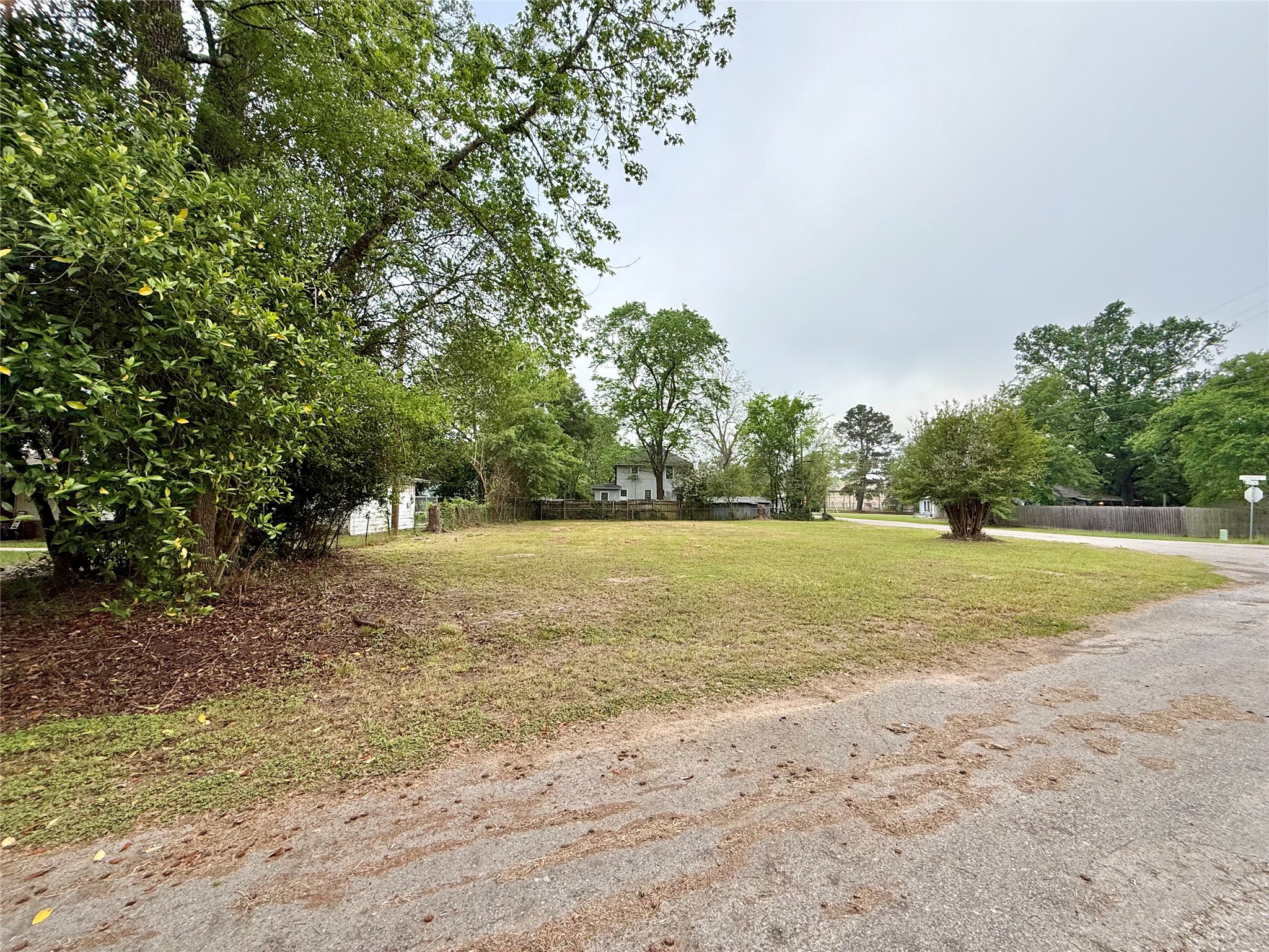 315 Drive Rick Kelley Street Street Cleveland TX 77327