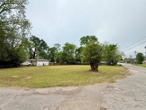 315 Drive Rick Kelley Street Street Cleveland TX 77327