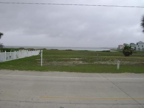 Lot 27 Tiki Drive Tiki Island TX 77554