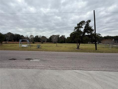 9015 Schiro Road Hitchcock TX 77563