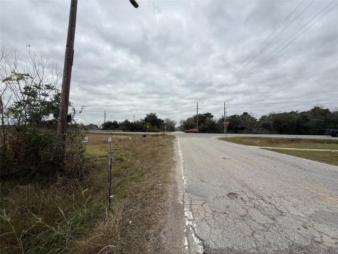 9015 Schiro Road Hitchcock TX 77563