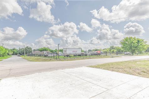 5302 Fuqua Gardens View Houston TX 77045