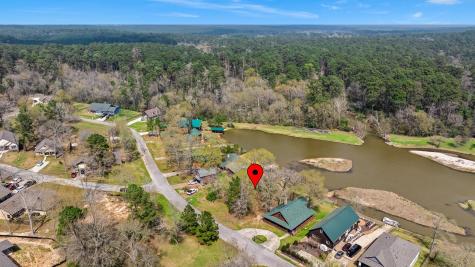 78 Hunters Creek Drive Huntsville TX 77340