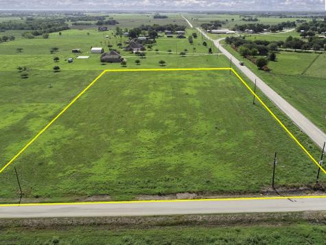 10932 Mlcak Road Sealy TX 77474