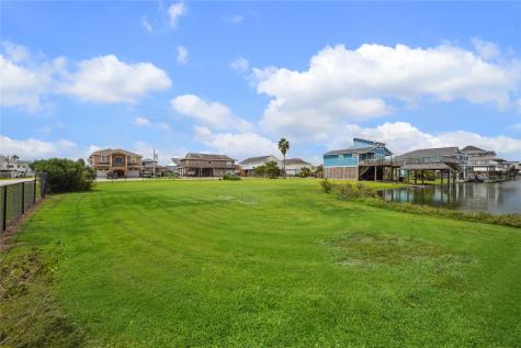 1302 & 1306 Maui Drive Tiki Island TX 77554