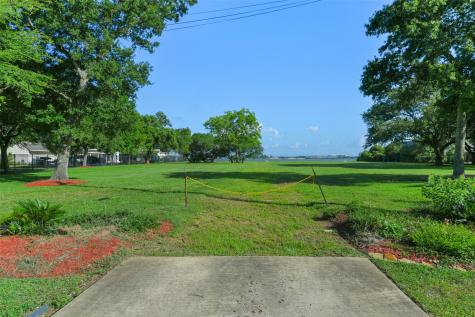 105 Mockingbird Lane Seabrook TX 77586