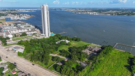 105 Mockingbird Lane Seabrook TX 77586