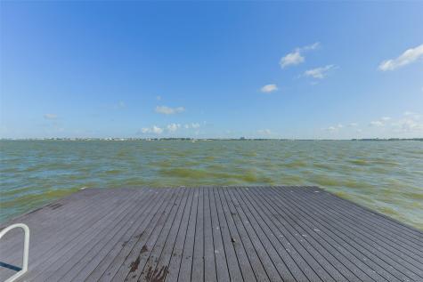 105 Mockingbird Lane Seabrook TX 77586