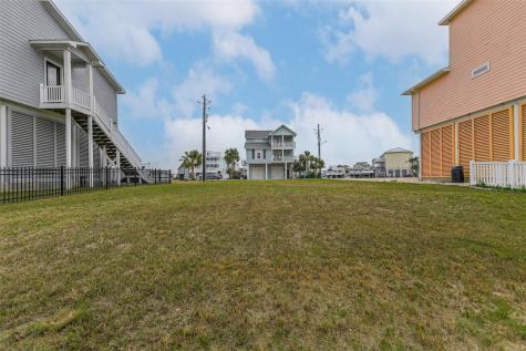 1618 Windsong Way Galveston TX 77554