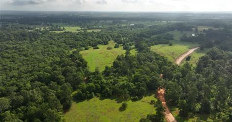 2268 S Fm 1486 Montgomery TX 77316