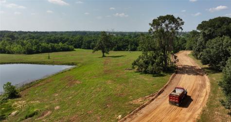 2268 S Fm 1486 Montgomery TX 77316