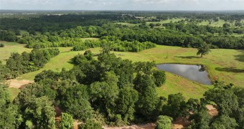 2268 S Fm 1486 Montgomery TX 77316