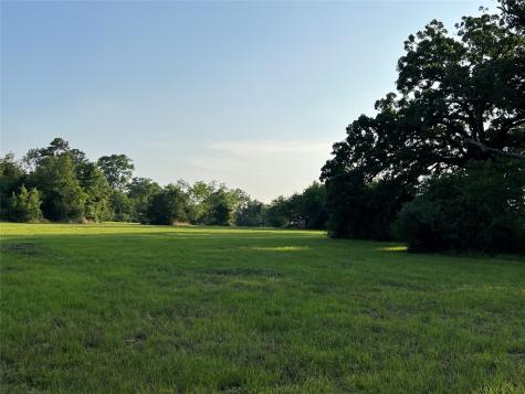 2268 S Fm 1486 Montgomery TX 77316
