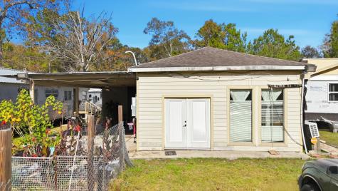 27043 Coach Light Lane New Caney TX 77357