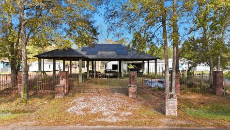 27043 Coach Light Lane New Caney TX 77357