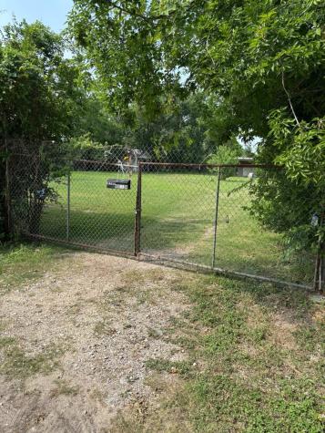 6105 Morrow Street Houston TX 77091